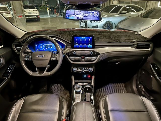 FORD福特 KUGA  第10張相片