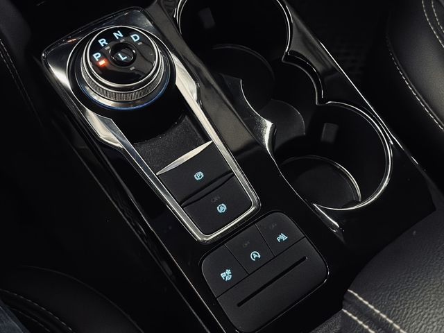 FORD福特 KUGA  第13張相片