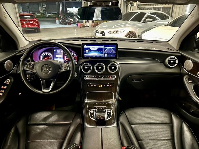 M-BENZ賓士 GLC300  第10張相片