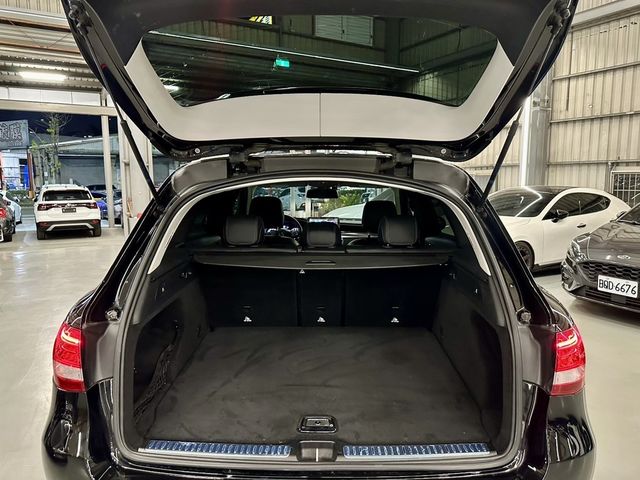 M-BENZ賓士 GLC300  第19張相片