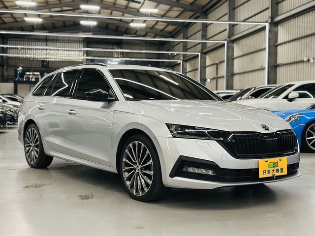 SKODA司科達 OCTAVIA COMBI  第2張相片