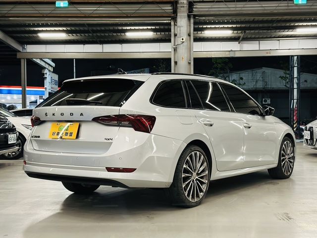 SKODA司科達 OCTAVIA COMBI  第5張相片