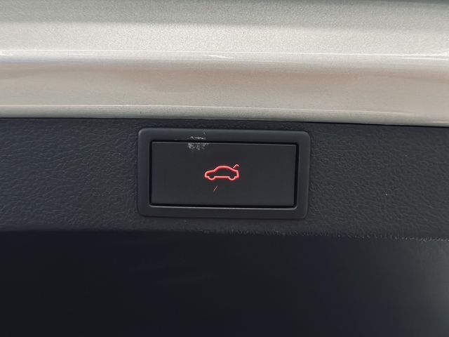 SKODA司科達 OCTAVIA COMBI  第16張相片