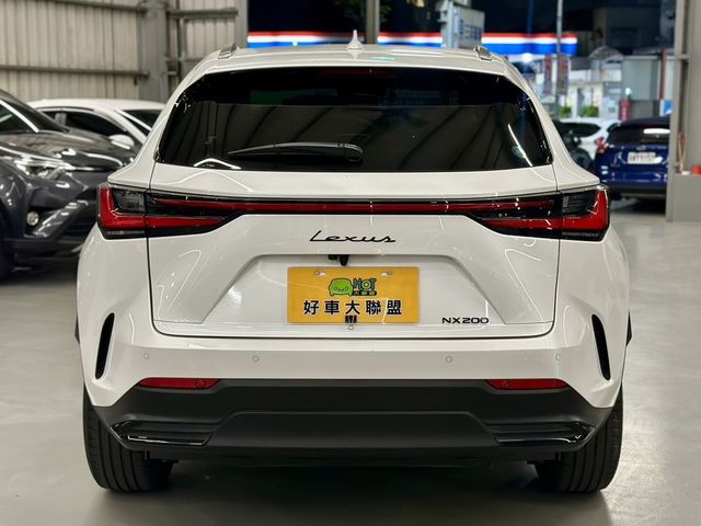 LEXUS凌志 NX200  第4張相片
