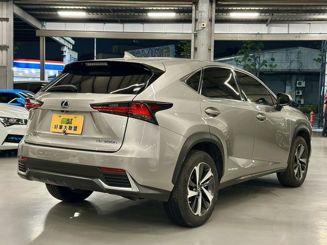 LEXUS凌志 NX300H  第5張相片
