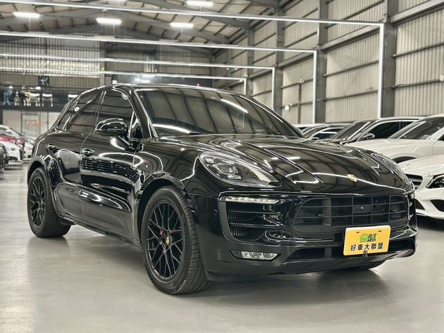 PORSCHE保時捷 MACAN GTS  第2張相片