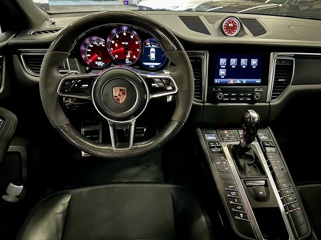 PORSCHE保時捷 MACAN GTS  第9張相片