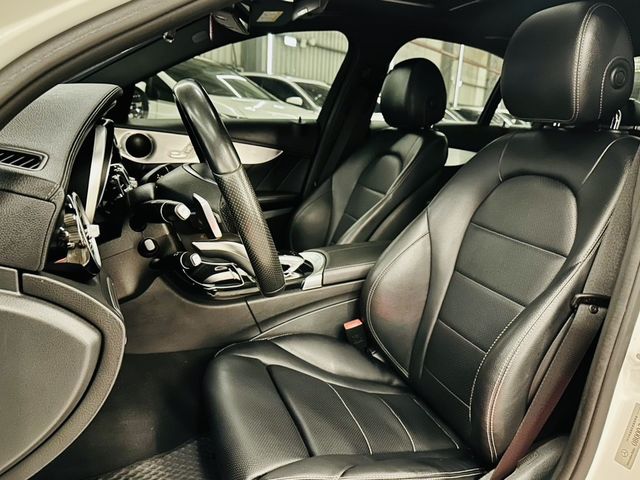 M-BENZ賓士 C250  第7張相片