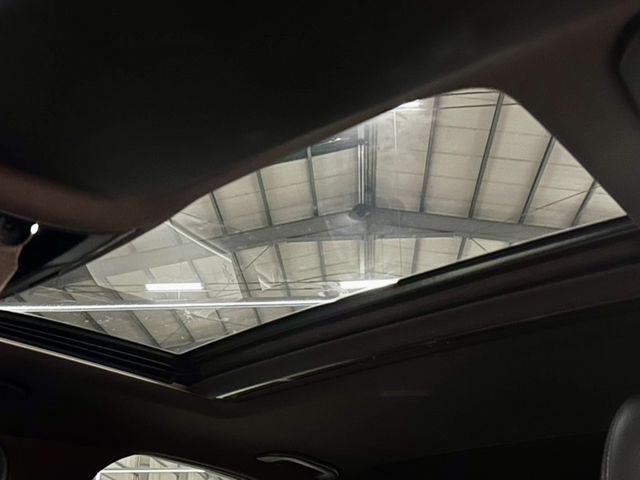 M-BENZ賓士 C250  第17張相片