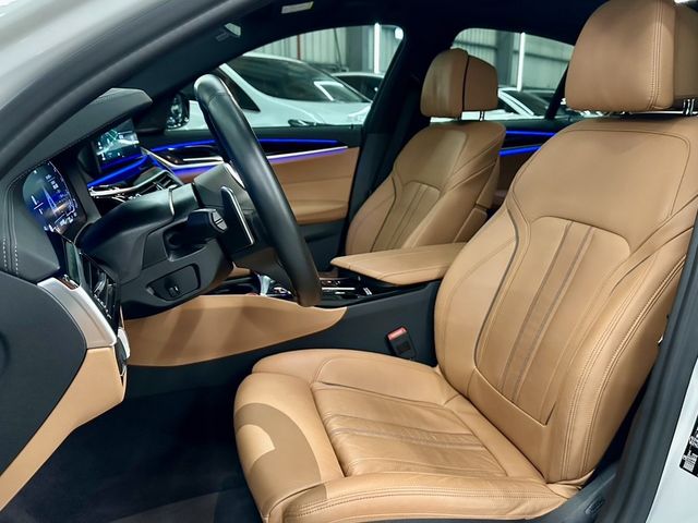 BMW寶馬 530I  第7張相片