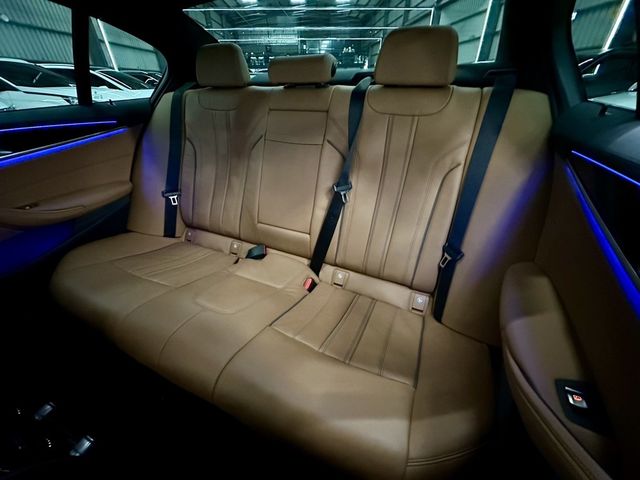 BMW寶馬 530I  第8張相片