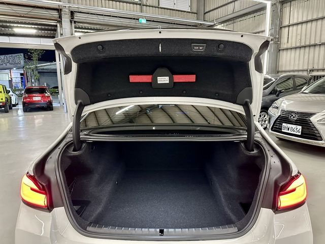 BMW寶馬 530I  第19張相片