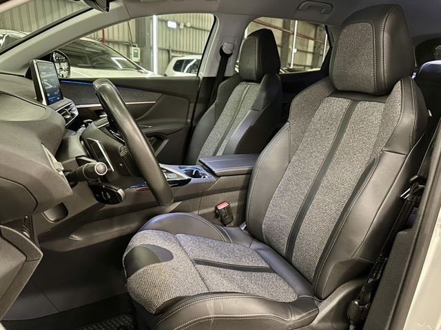 PEUGEOT寶獅 3008  第7張相片