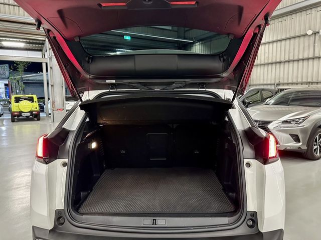 PEUGEOT寶獅 3008  第19張相片