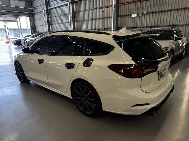 FORD福特 FOCUS WAGON  第4張相片