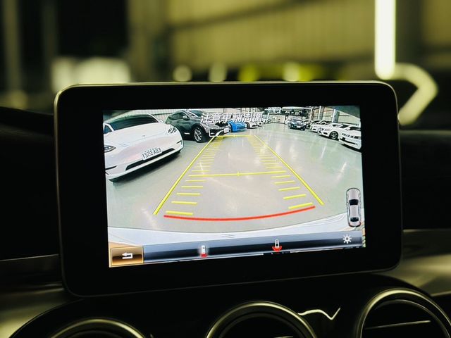 M-BENZ賓士 C300  第11張相片