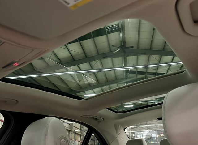 M-BENZ賓士 C300  第18張相片