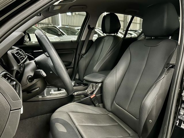 BMW寶馬 118I  第7張相片