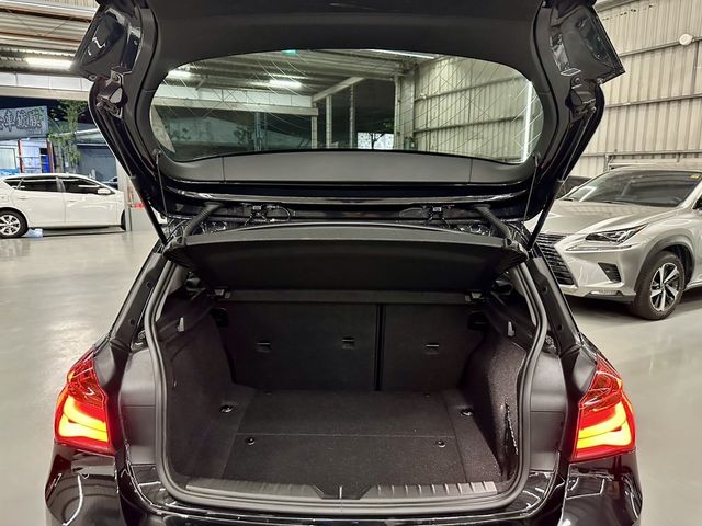 BMW寶馬 118I  第19張相片