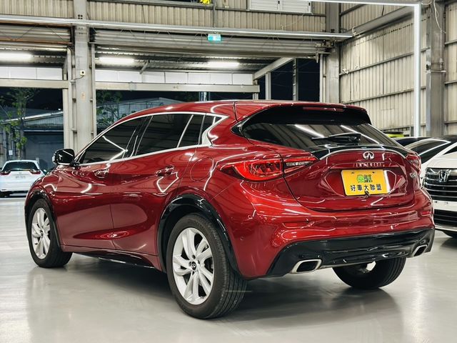 INFINITI無限 Q30  第6張相片