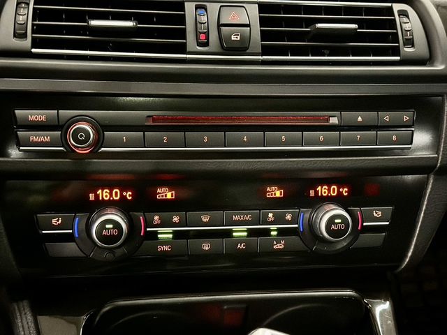 BMW寶馬 520I  第12張相片