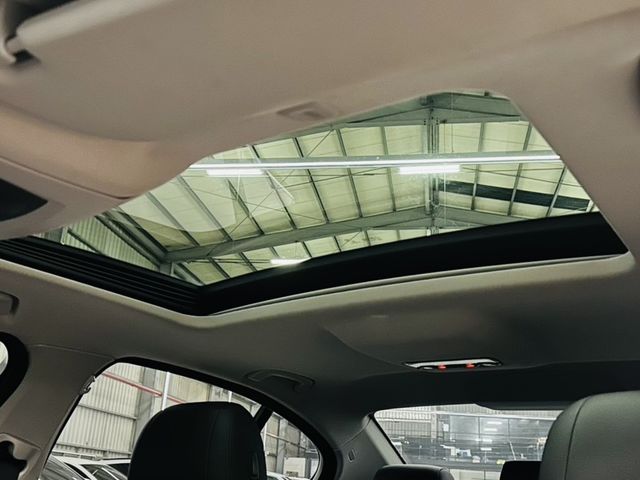 BMW寶馬 520I  第17張相片