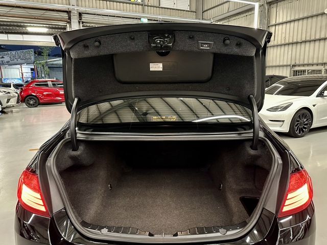 BMW寶馬 520I  第19張相片