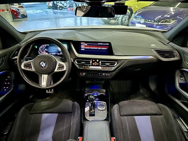 BMW寶馬 118I  第10張相片
