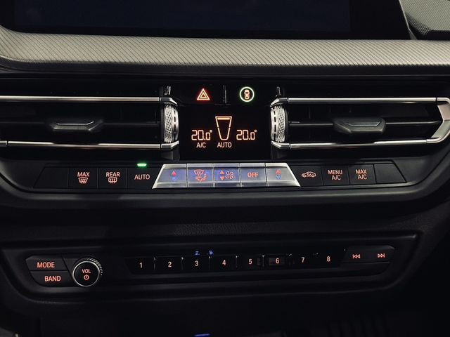 BMW寶馬 118I  第12張相片