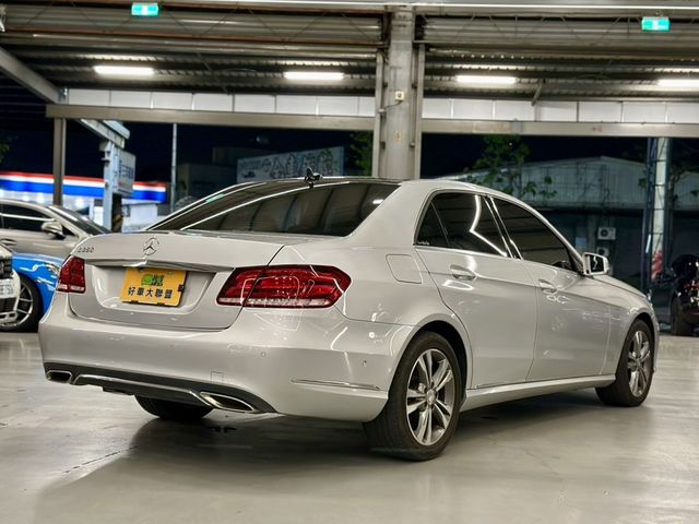 M-BENZ賓士 E200  第5張相片