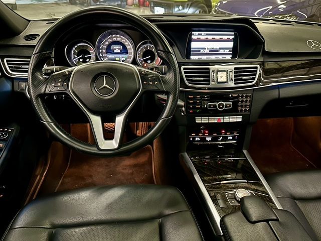 M-BENZ賓士 E200  第9張相片