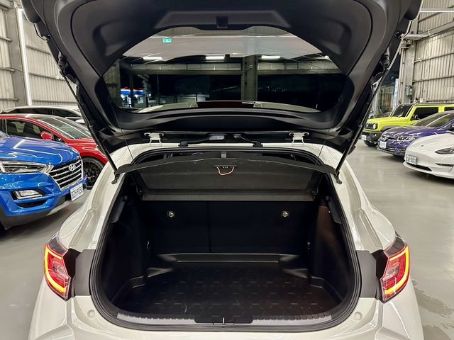 TOYOTA豐田 AURIS  第19張相片