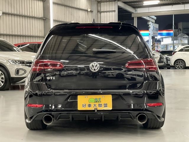 VOLKSWAGEN福斯 GOLF GTI  第4張相片
