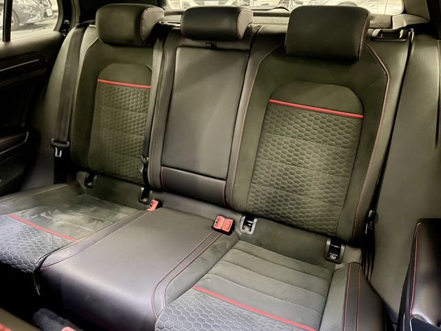 VOLKSWAGEN福斯 GOLF GTI  第8張相片
