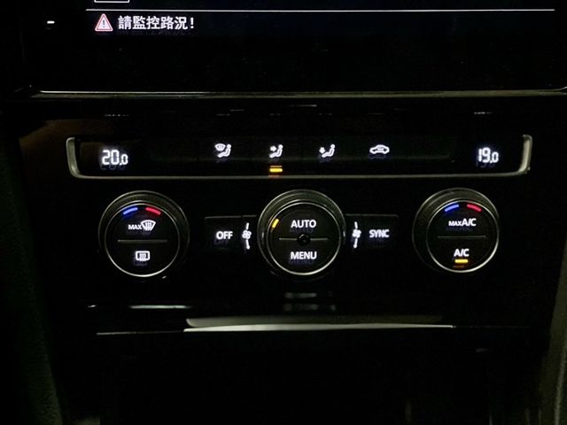 VOLKSWAGEN福斯 GOLF GTI  第12張相片