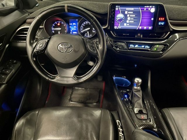 TOYOTA豐田 C-HR  第8張相片