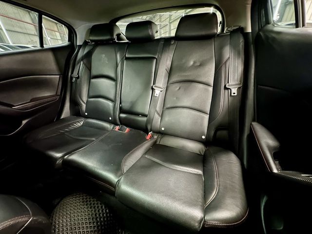 MAZDA馬自達 MAZDA 3  第8張相片