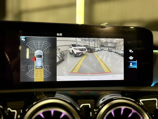 M-BENZ賓士 A180  第11張相片