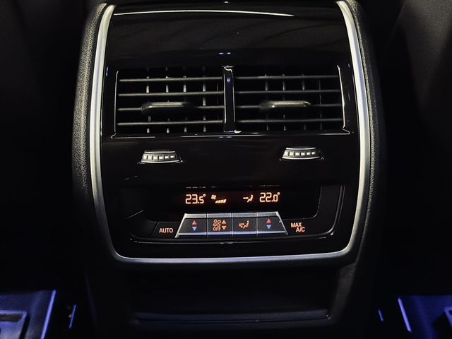 BMW寶馬 X6 XDRIVE40I  第14張相片