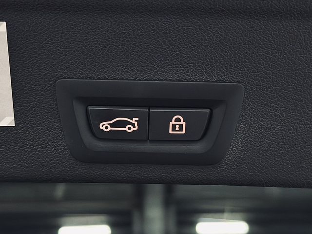 BMW寶馬 X6 XDRIVE40I  第17張相片