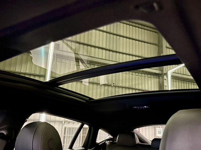 BMW寶馬 X6 XDRIVE40I  第18張相片