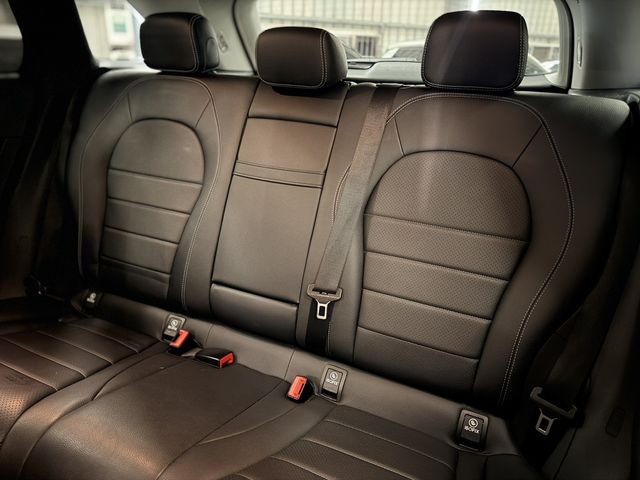 M-BENZ賓士 GLC200  第8張相片