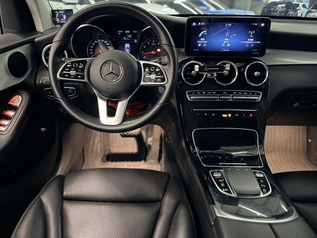M-BENZ賓士 GLC200  第11張相片