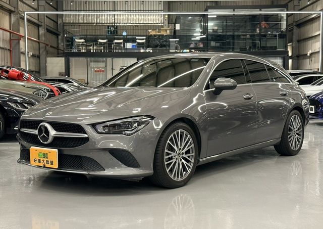 M-BENZ賓士 CLA200  第1張相片