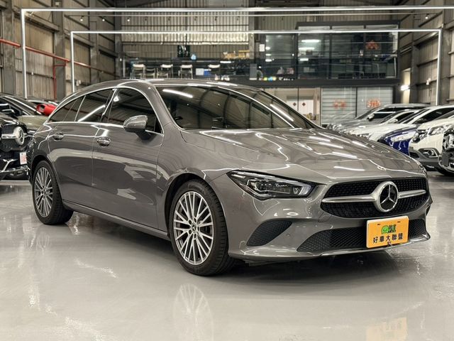M-BENZ賓士 CLA200  第2張相片