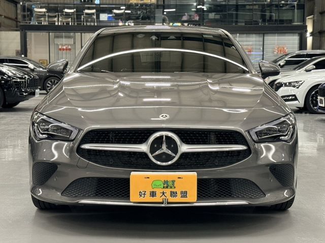 M-BENZ賓士 CLA200  第3張相片