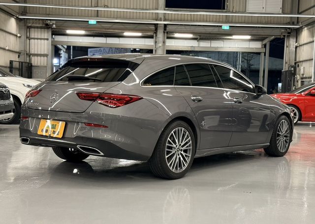 M-BENZ賓士 CLA200  第5張相片