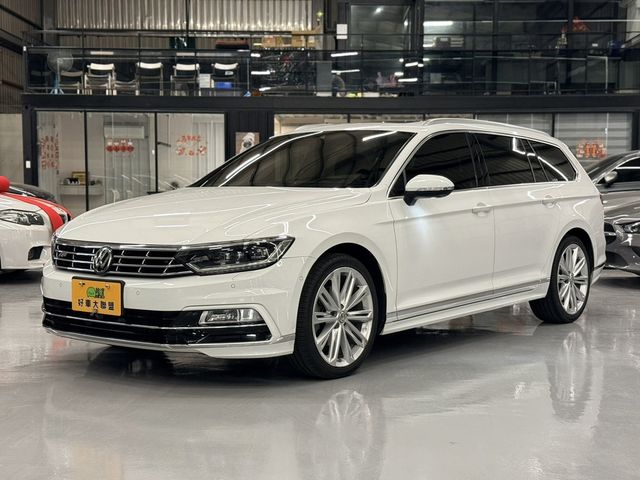 VOLKSWAGEN福斯 PASSAT VARIANT  第1張相片