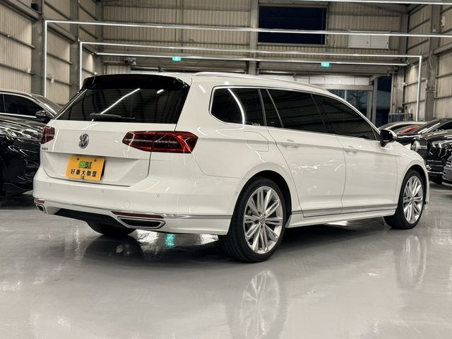 VOLKSWAGEN福斯 PASSAT VARIANT  第5張相片