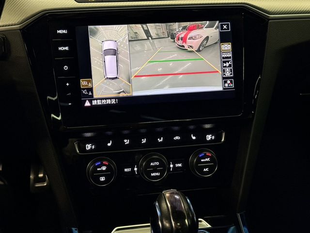 VOLKSWAGEN福斯 PASSAT VARIANT  第12張相片